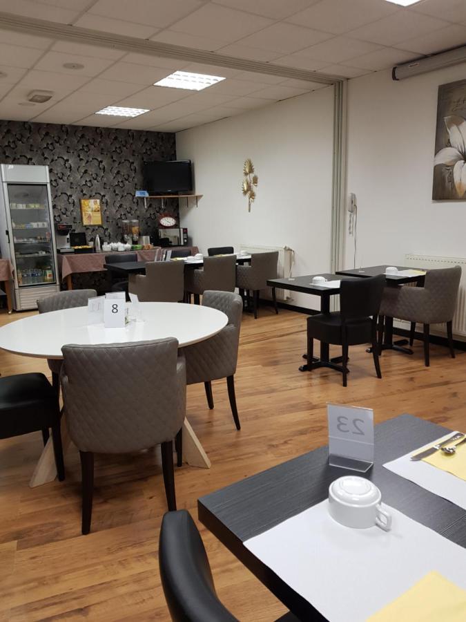 Brit Hotel Essentiel Pontivy Robic Dış mekan fotoğraf