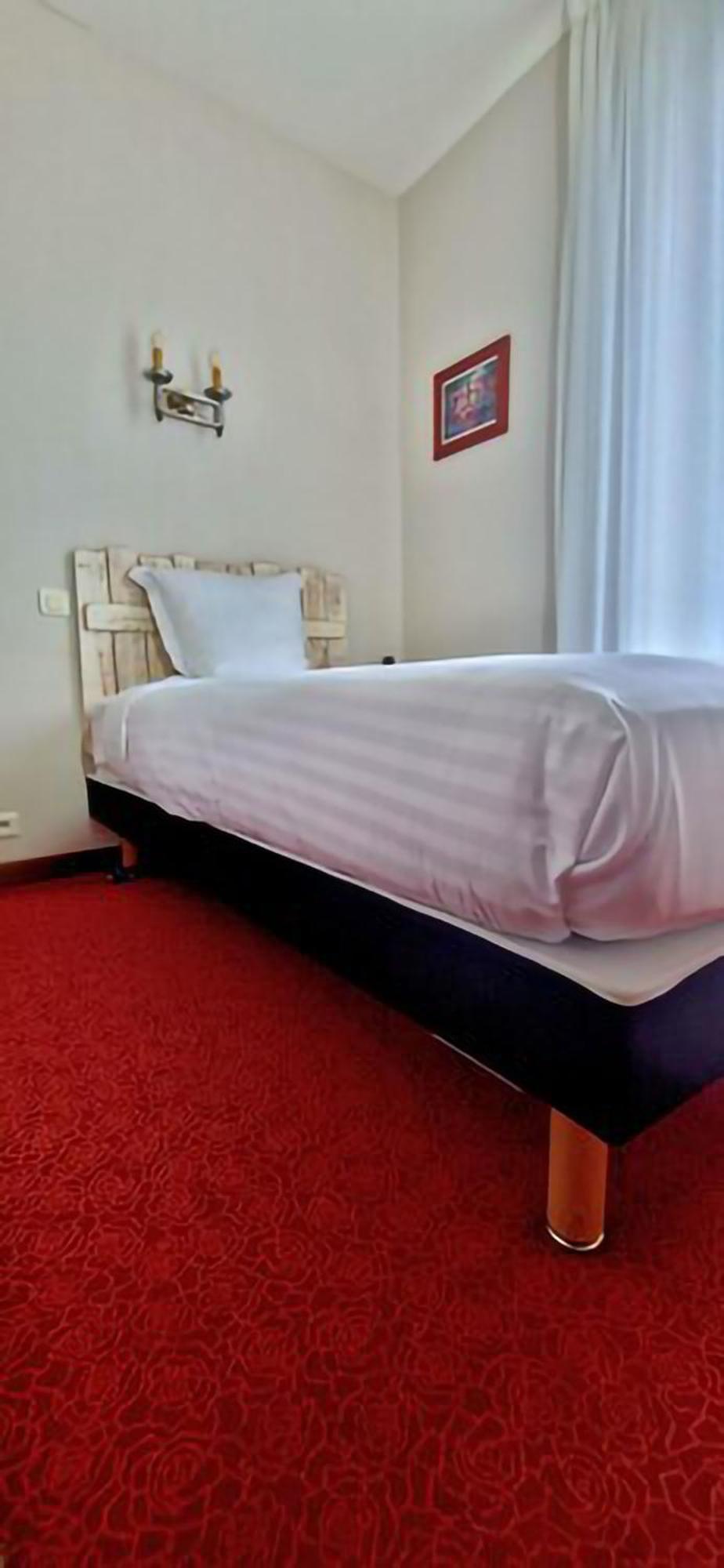 Brit Hotel Essentiel Pontivy Robic Dış mekan fotoğraf