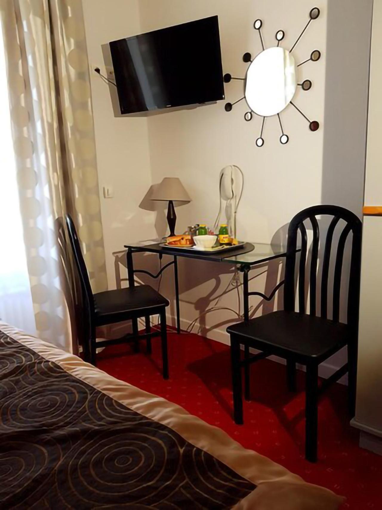 Brit Hotel Essentiel Pontivy Robic Dış mekan fotoğraf