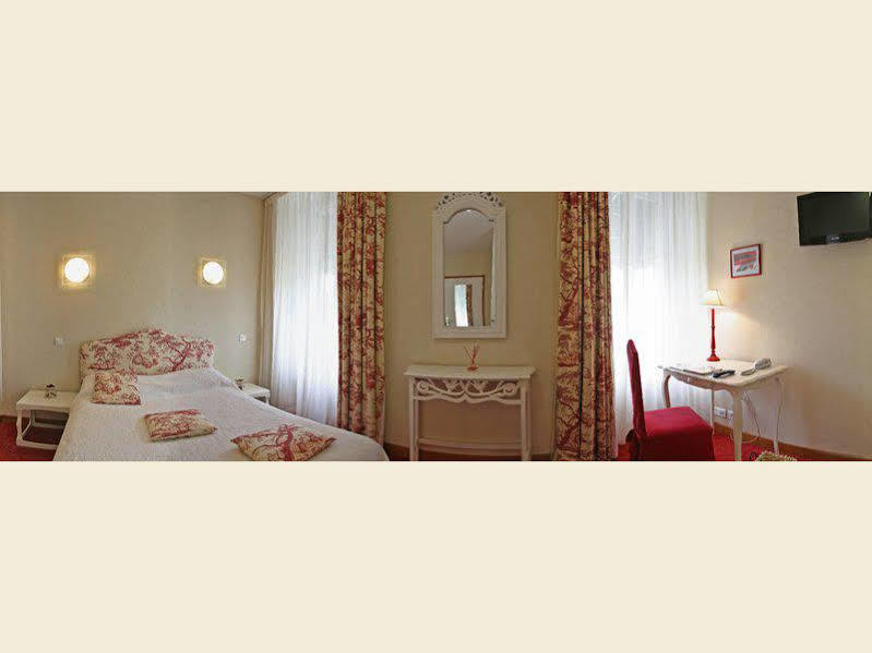Brit Hotel Essentiel Pontivy Robic Dış mekan fotoğraf