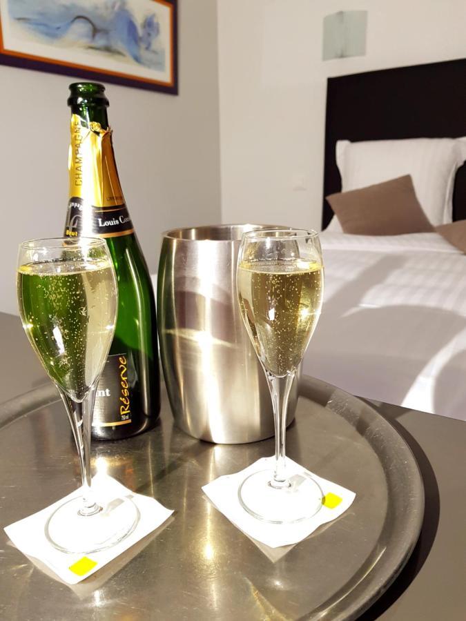 Brit Hotel Essentiel Pontivy Robic Dış mekan fotoğraf