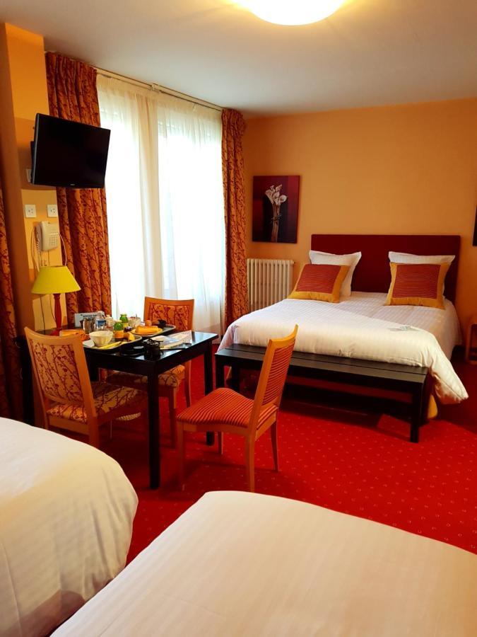 Brit Hotel Essentiel Pontivy Robic Dış mekan fotoğraf